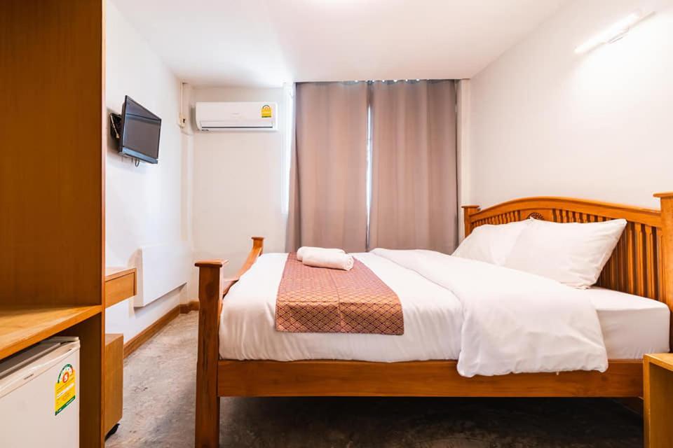 בנגקוק Go Inn Khaosan Road Bkk โกอินน์ ตรอกข้าวสาร מראה חיצוני תמונה